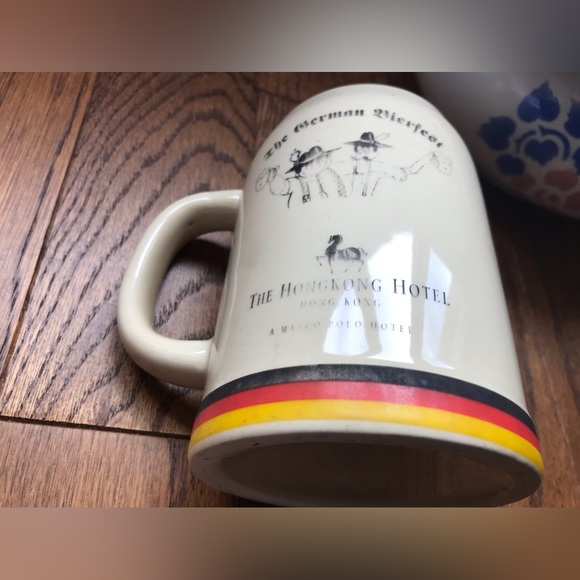 Vintage Lowenbrau  Beer Stein - Picture 4 of 9